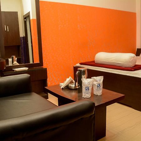 Hotel Galaxy International Koch Bihār Buitenkant foto